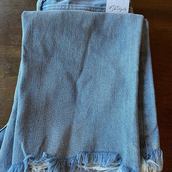 Free People Maggie Mid Rise Straight Leg Jeans NWT - Picture 8 of 8
